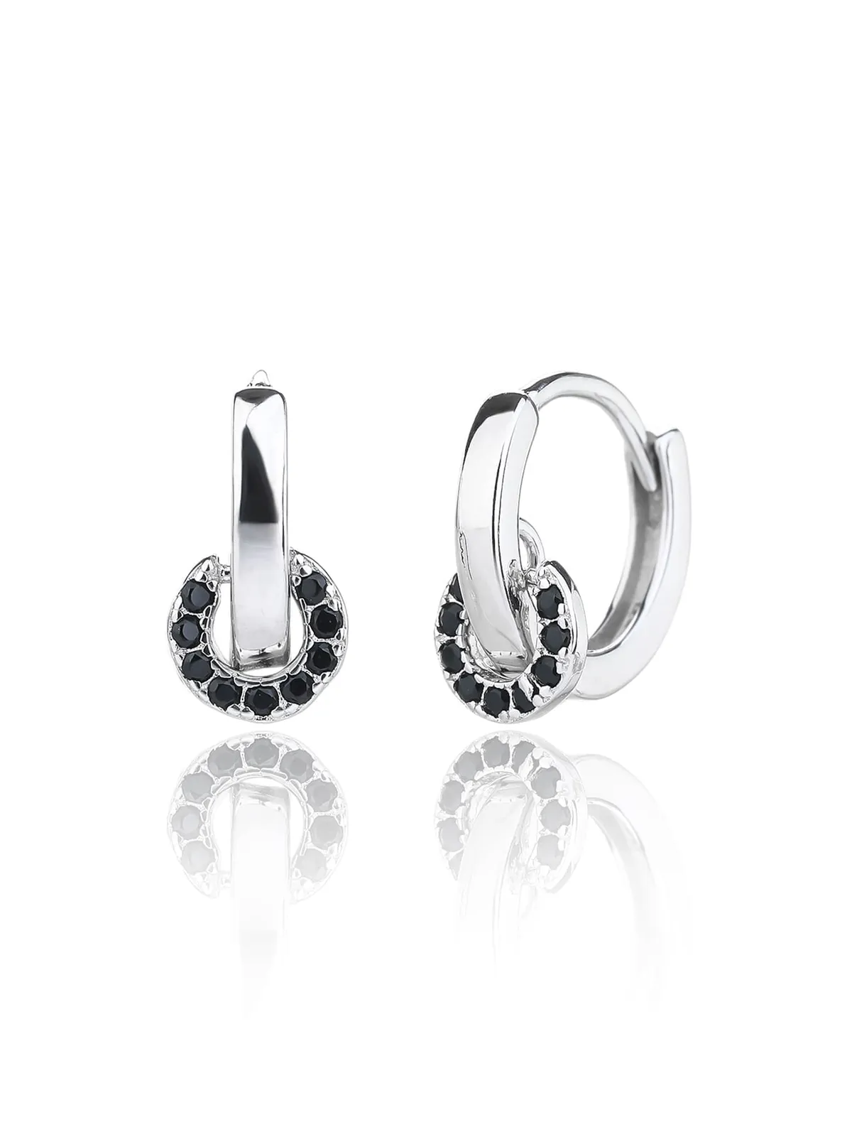 Aros de plata con piedras negras 1