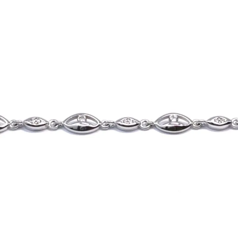 Silver fantasy bracelet decorated with small stones 1