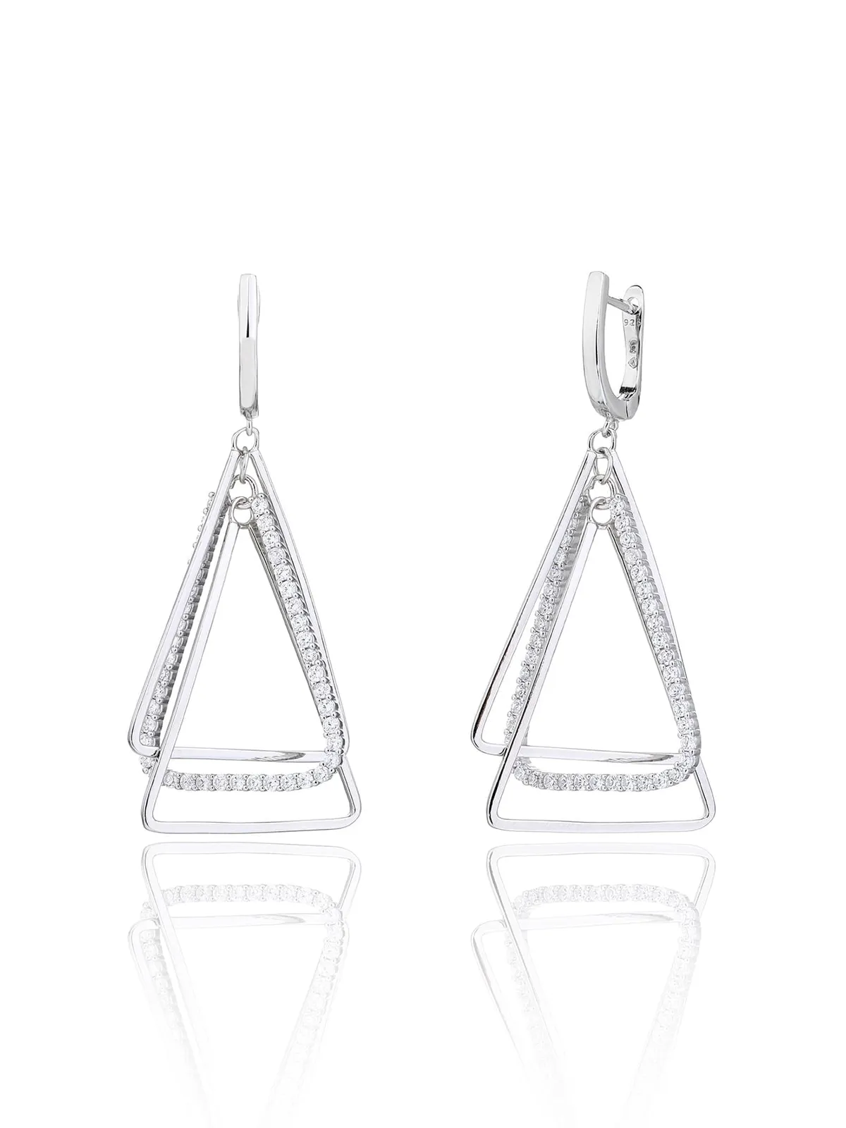 Pendientes triangulares de plata con piedras blancas 1